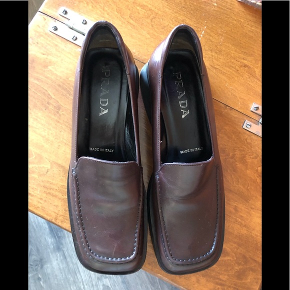 PRADA chocolate brown slip-on leather loafers - Picture 5 of 10